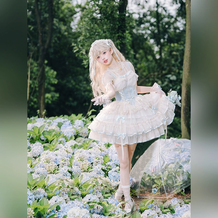 AMUNITS lolita