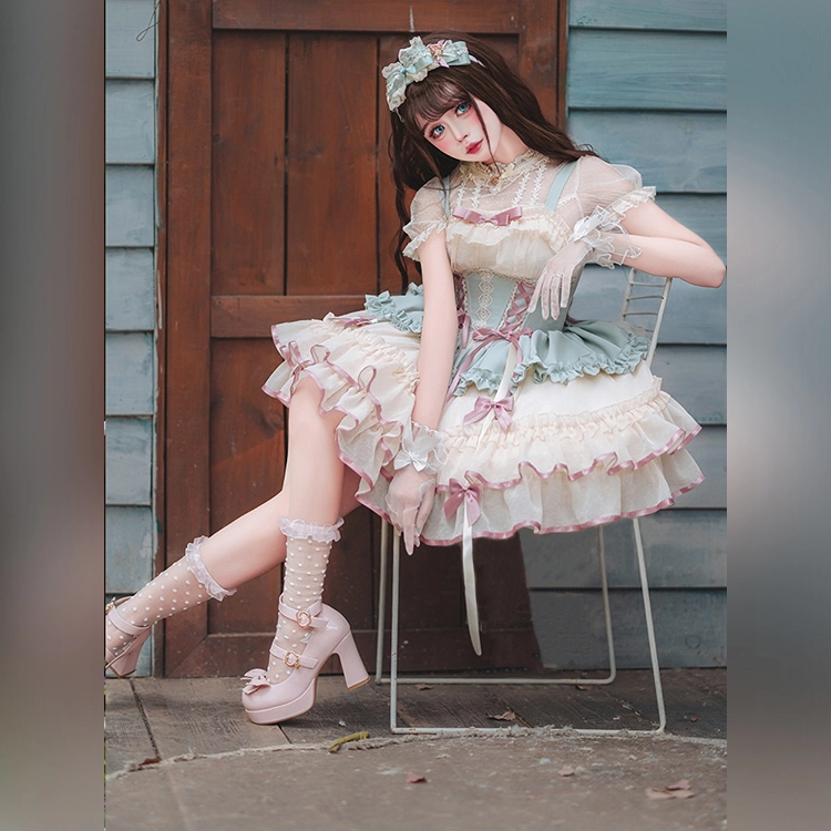 AMUNITS lolita