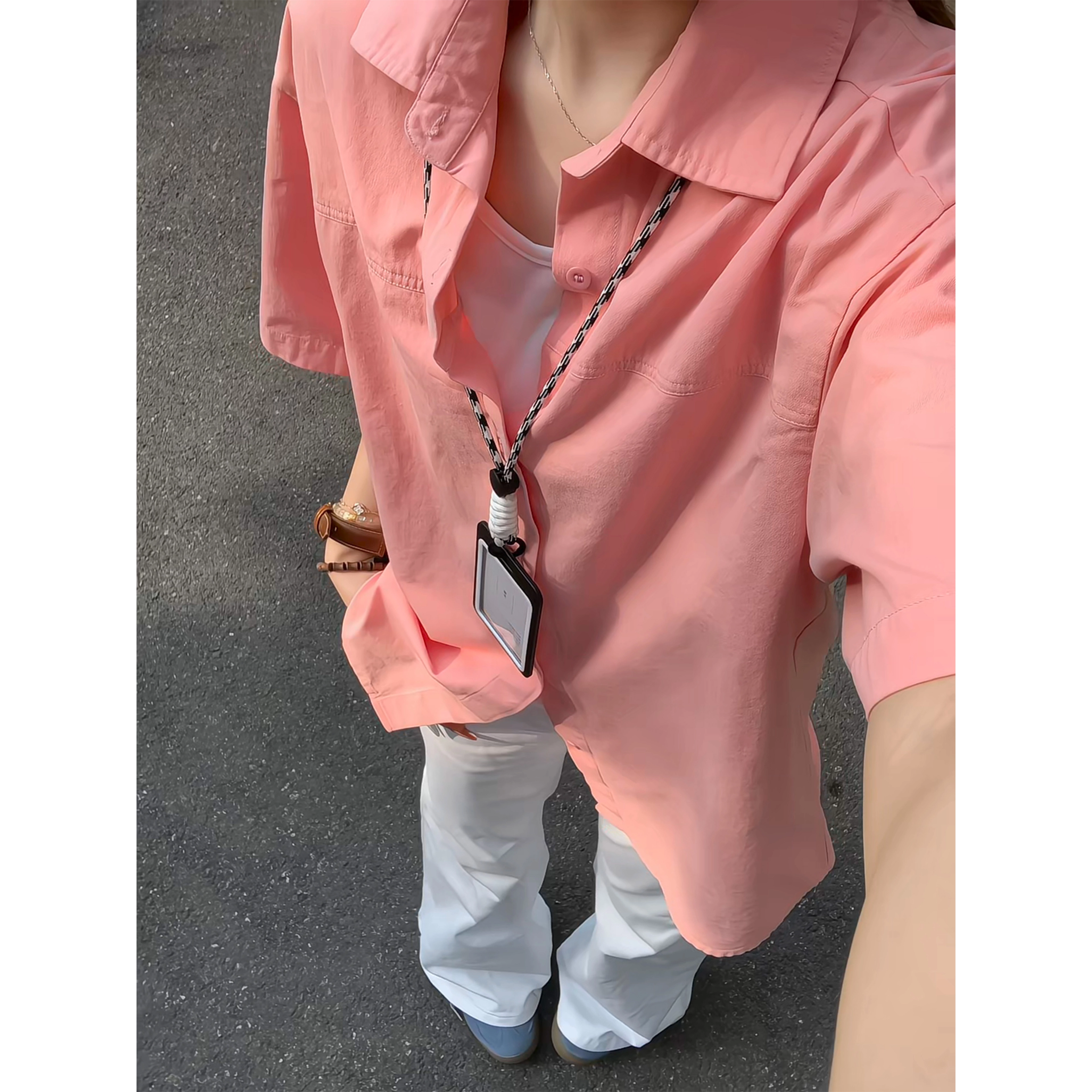 松岚 美复古学院风经典简约纯色基础款单排扣宽松休闲户外日常通勤潮牌通勤百搭高街风日系舒适柔软短袖衬衫 男女同款
