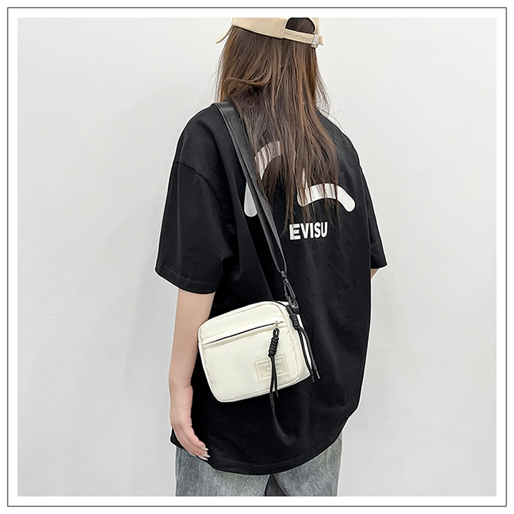 彤彤兔 时尚休闲潮流 尼龙 斜挎包 常规 男女同款情侣款 黑色/白色/卡其