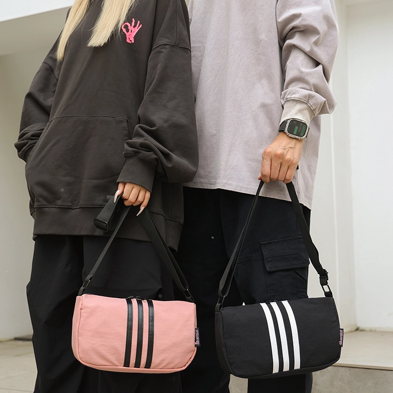 德力熊 时尚百搭潮流 尼龙 单肩包 男女同款情侣款 多色