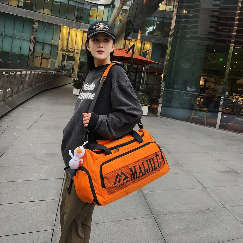 德力熊单肩包尼龙干湿分离健身包手提旅行包大容量防水时尚潮流行李包男女通用多色