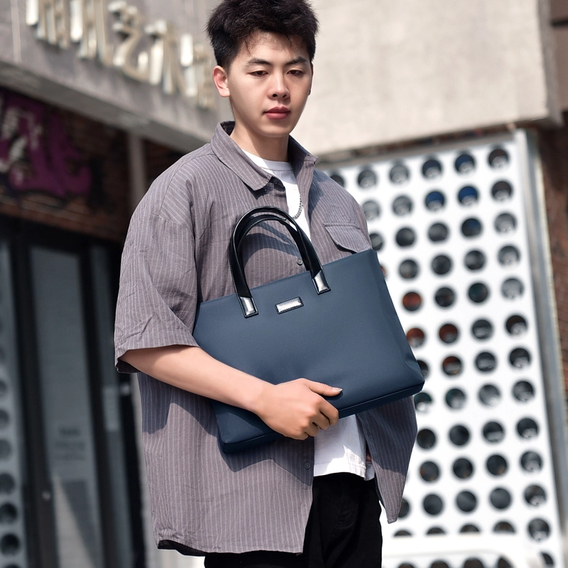 德力熊 拉链开合 尼龙 斜挎包手提包 常规 男款 蓝/黑