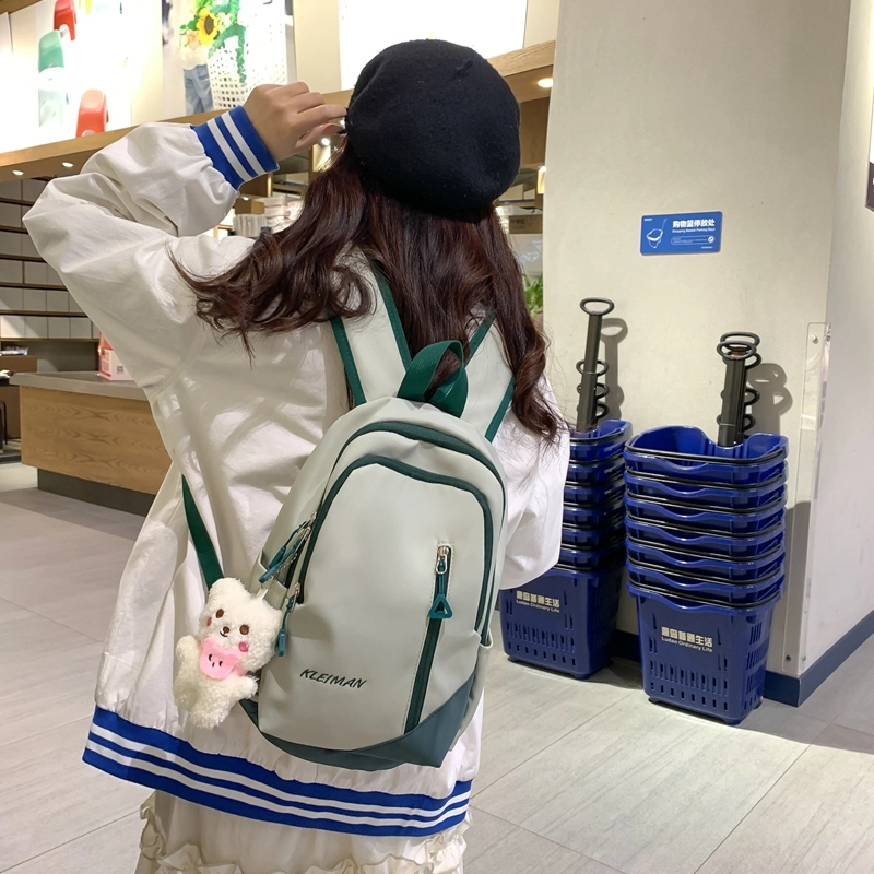 德力熊尼龙男女通用多色书包双肩包新款学生简约百搭轻便旅行背包 多色 尼龙 男女通用