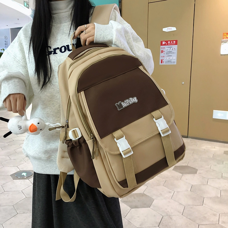 德力熊 带挂件休闲大容量简约百搭轻便拉链开合 尼龙 书包背包双肩包 常规 女款 黑色/红色/卡其色/蓝色