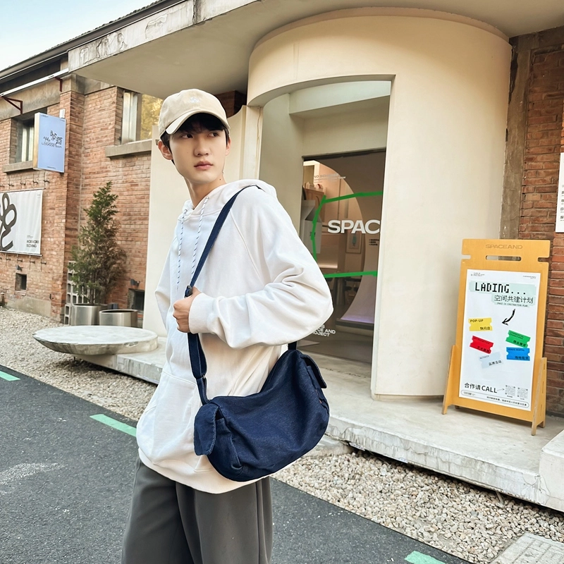 德力熊 百搭休闲学生时尚原宿拉链开合 牛仔布 单肩包 常规 男女同款情侣款 深蓝/浅蓝