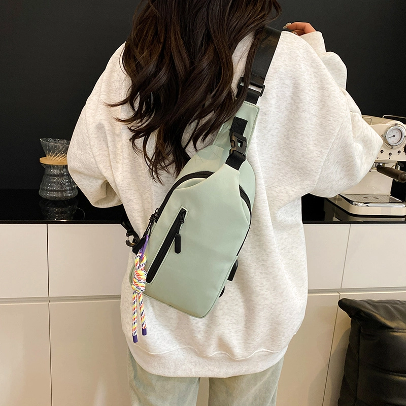 德力熊 多功能个性潮流 尼龙布 单肩胸包 男女同款情侣款 多色
