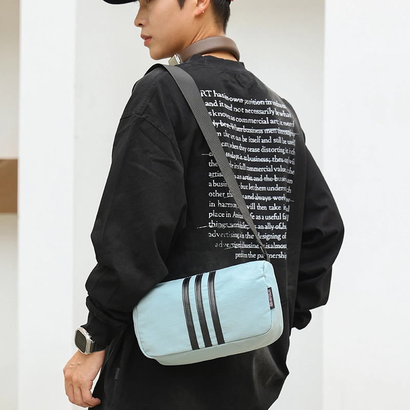 德力熊 时尚百搭潮流 尼龙 单肩包 男女同款情侣款 多色