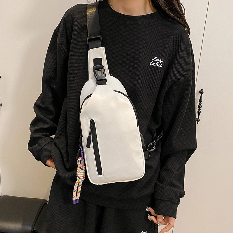 德力熊 多功能个性潮流 尼龙布 单肩胸包 男女同款情侣款 多色