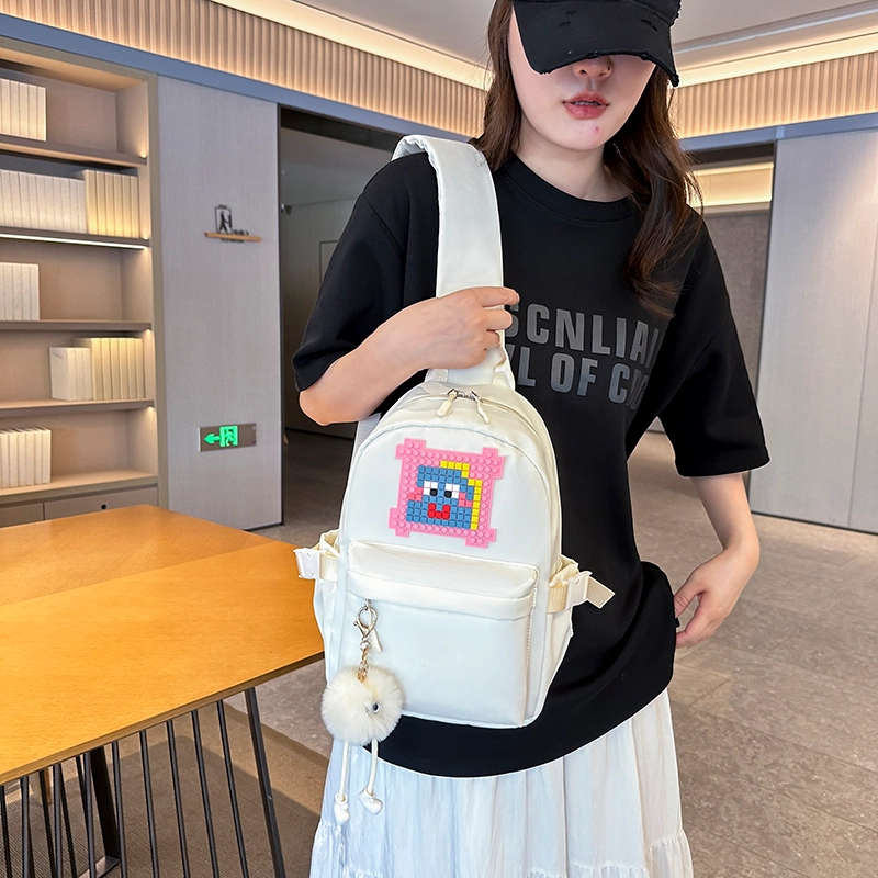 彤彤兔 日系可爱森系 尼龙 胸包 女款 多色