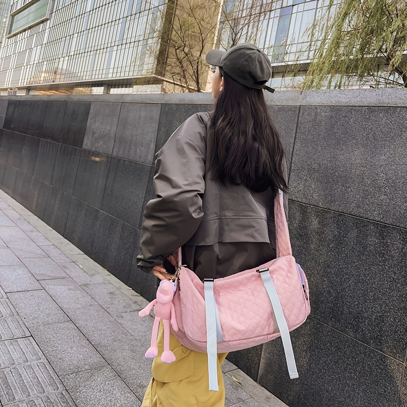 德力熊 单肩包带挂件尼龙大号休闲简约可单肩可斜挎 男女同款情侣款 多色