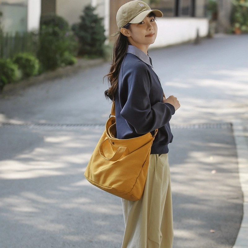 德力熊 日系休闲复古简约 帆布 单肩包 常规 男女同款情侣款 绿/米/黄/蓝/黑/白