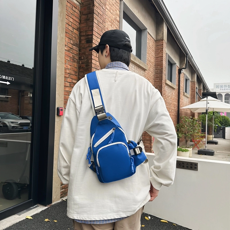 德力熊 轻便大容量纯色 尼龙 斜挎包胸包 常规 男女同款情侣款 黑色/白色/卡其色/蓝色