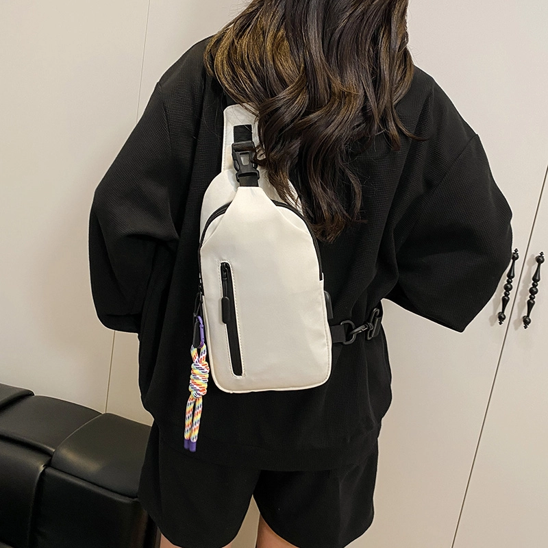 德力熊 多功能个性潮流 尼龙布 单肩胸包 男女同款情侣款 多色