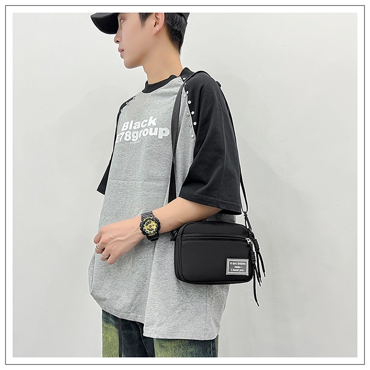 彤彤兔 时尚休闲潮流 尼龙 斜挎包 常规 男女同款情侣款 黑色/白色/卡其