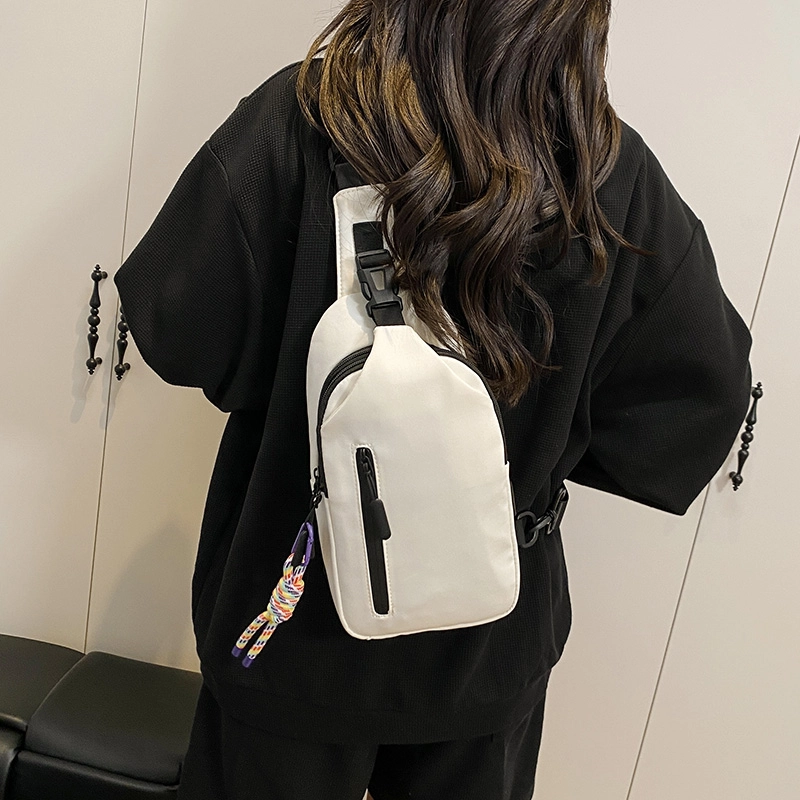 德力熊 多功能个性潮流 尼龙布 单肩胸包 男女同款情侣款 多色
