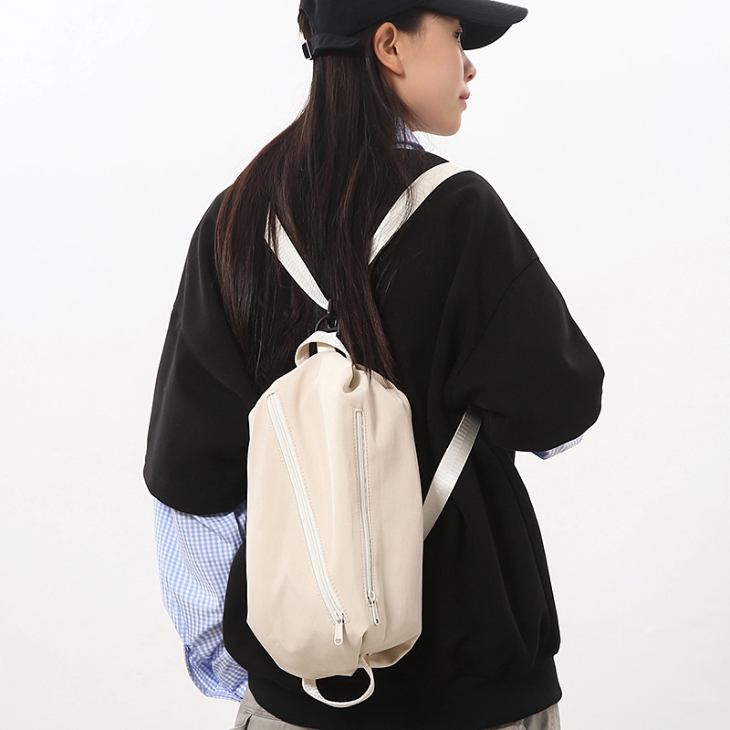 德力熊 时尚休闲 尼龙 胸包 男女同款情侣款 多色