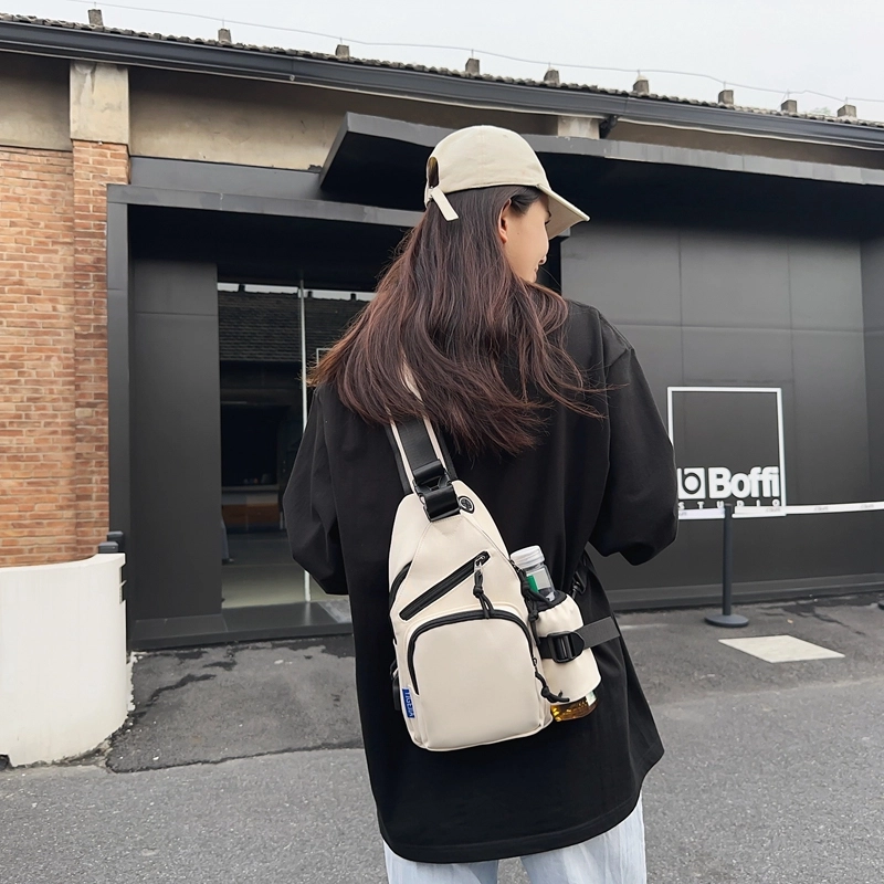 德力熊 轻便大容量纯色 尼龙 斜挎包胸包 常规 男女同款情侣款 黑色/白色/卡其色/蓝色