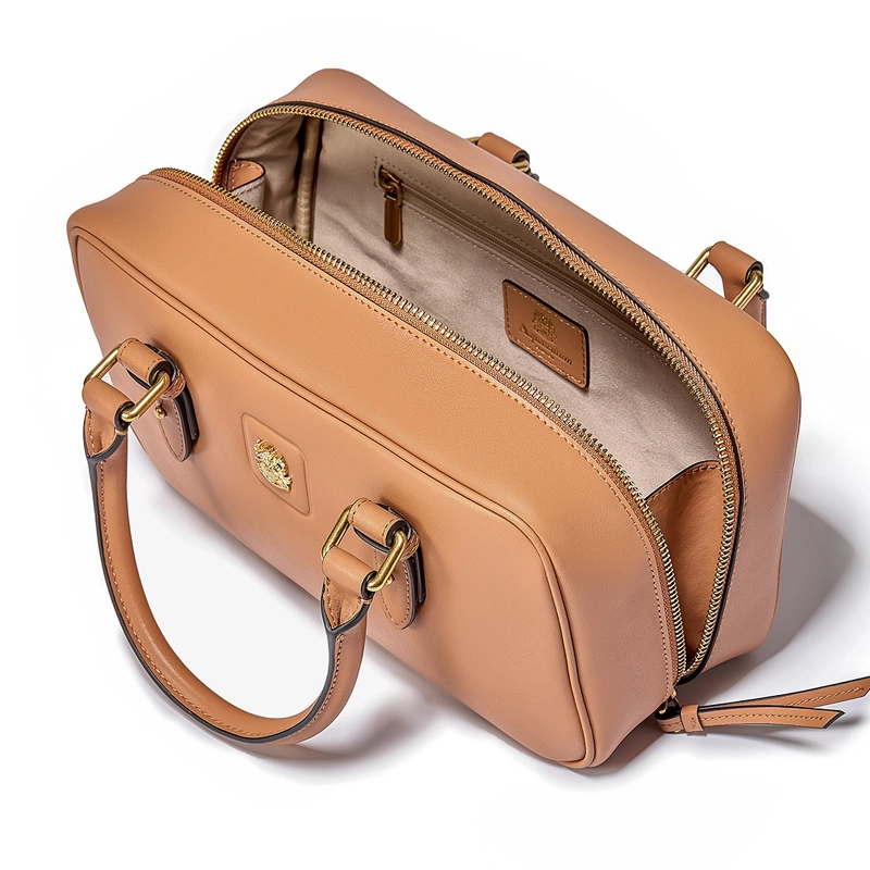 AQUASCUTUM
