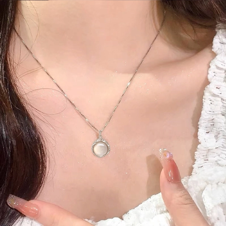 六珍堂 新中式 冰荔枝小众轻奢设计 高级感锁骨链 玉髓 玉石项链 女款