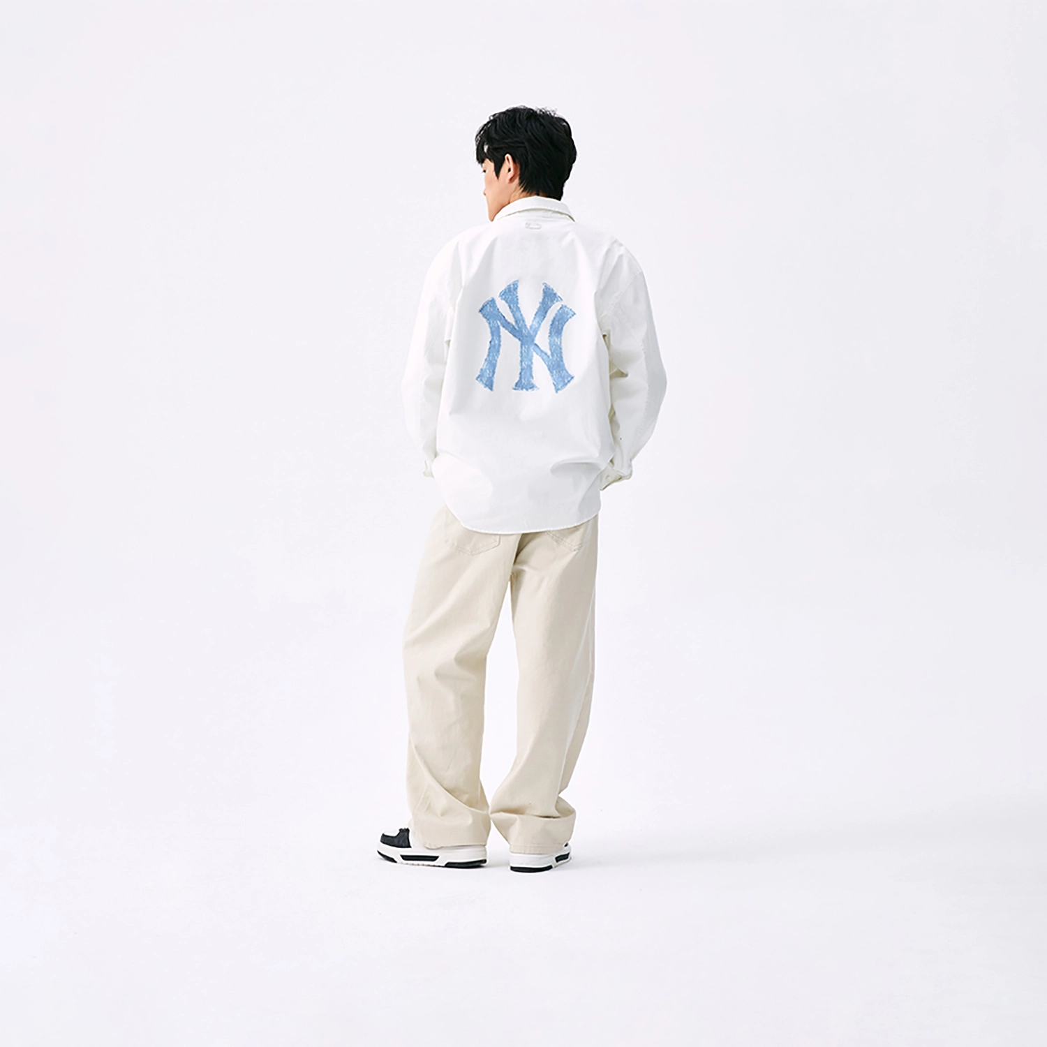 MLB MONOGRAM SS25 Logo