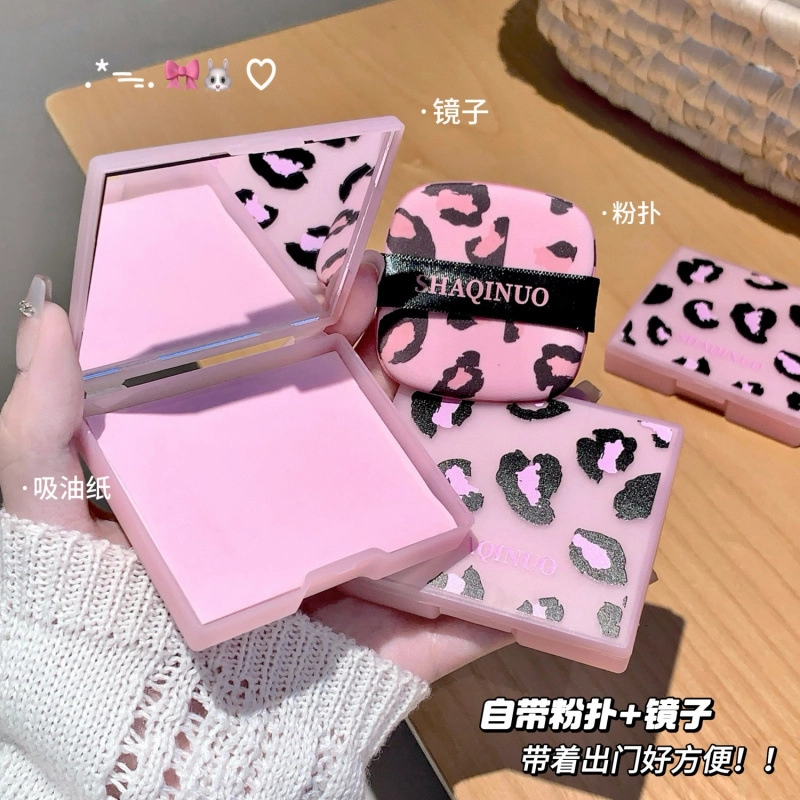 莎琪诺 豹纹净澈脸部吸油纸自带粉扑 打底易上妆遮瑕