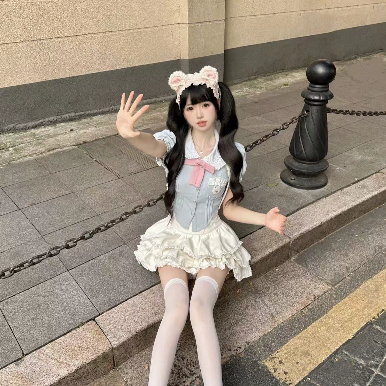 美丽衣橱 少女风泡泡袖衬衫娃娃领上衣短袖背带蛋糕裙两件套裙装套装 女款
