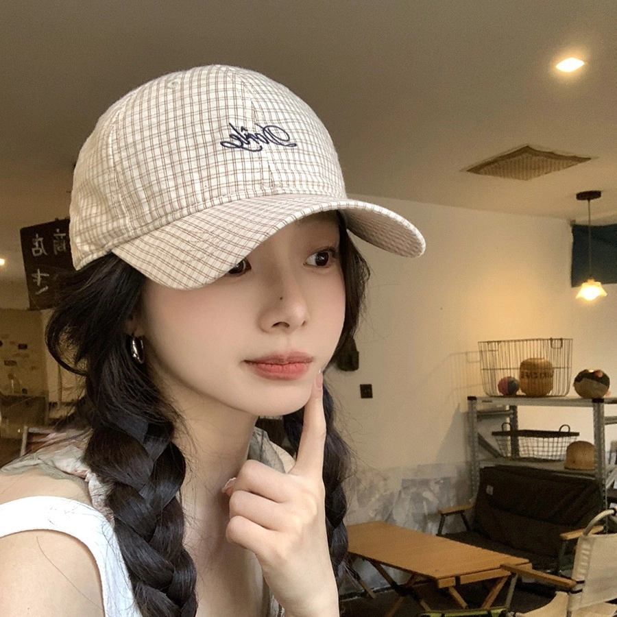 祎步康 高级感格纹字母刺绣软 涤纶 鸭舌帽 男女同款情侣款