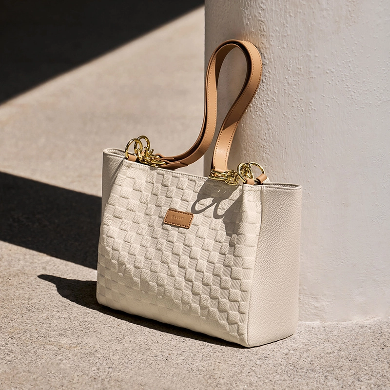 CNNCOO Tote