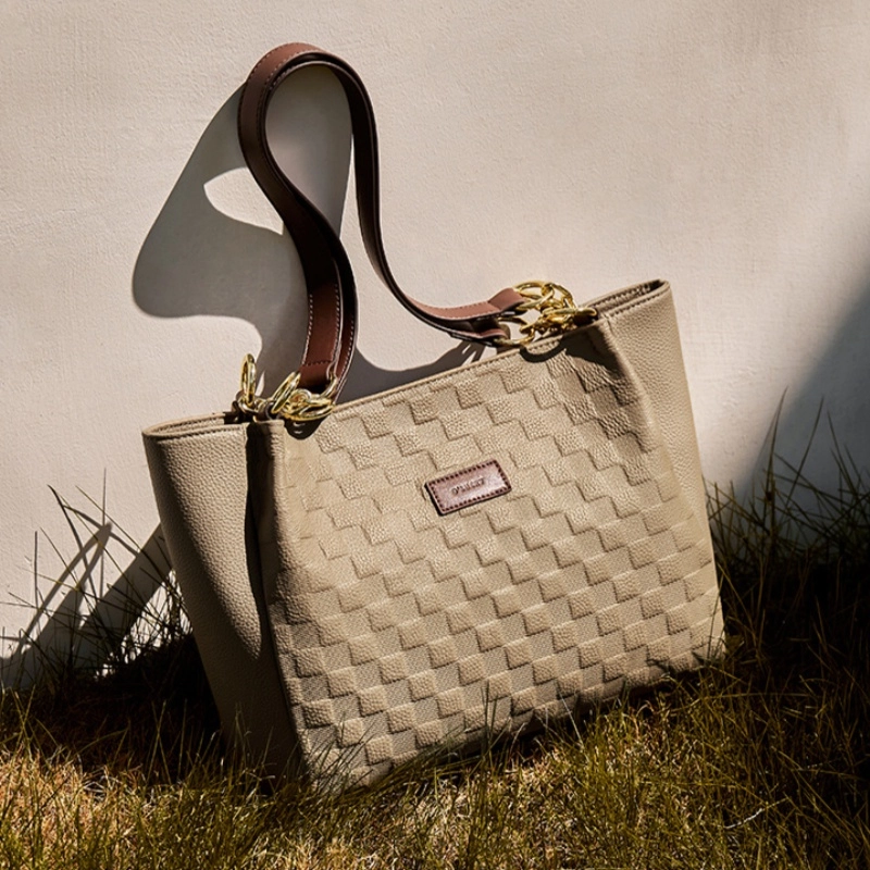 CNNCOO Tote