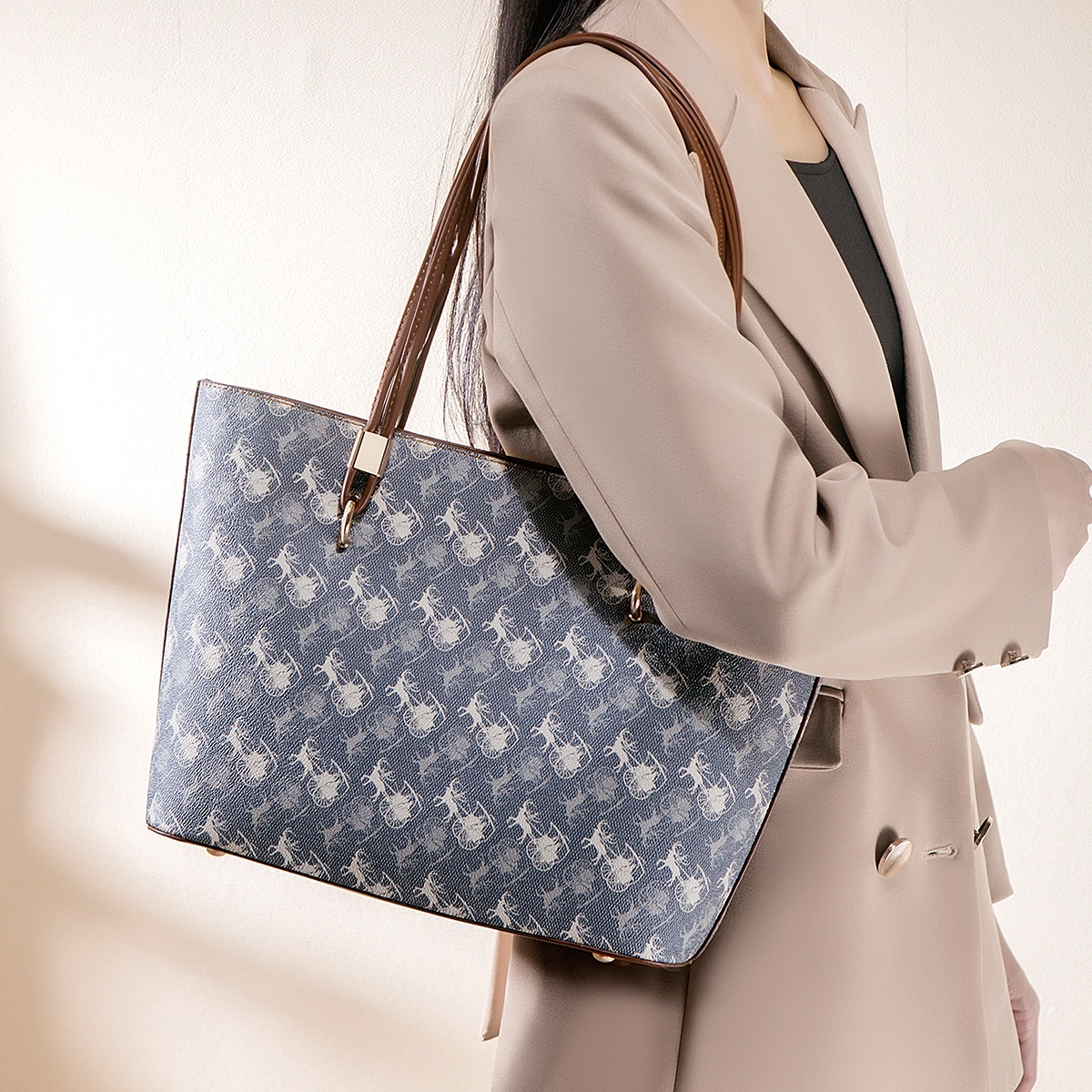 safiya ins Tote