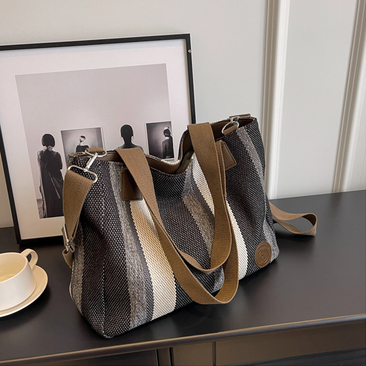 safiya Tote