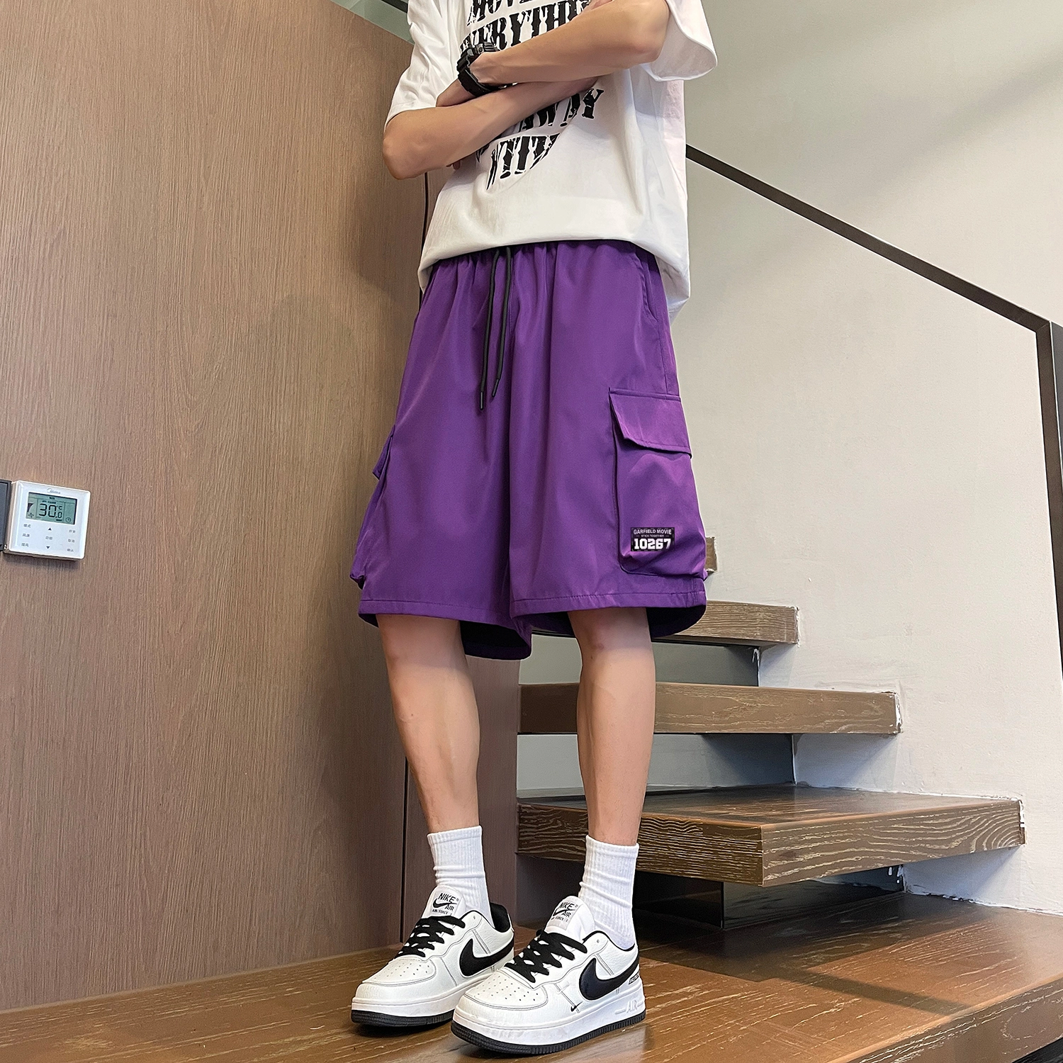 加菲猫家族 美式简约纯色基础宽松舒适大口袋烧花设计时尚潮流街头酷帅五分直筒垂感轻薄透气排汗系带中腰工装短裤 男女同款