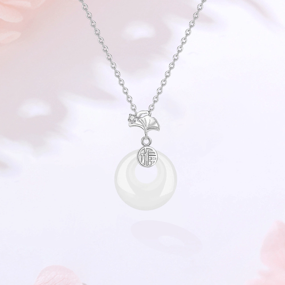 【S925银|精选高品质】 金师傅 三生有幸平安扣锁骨链 小杏运银杏新中式如意福牌 轻奢小众简约大牌百搭清冷感#好运 玉髓 项链 女款