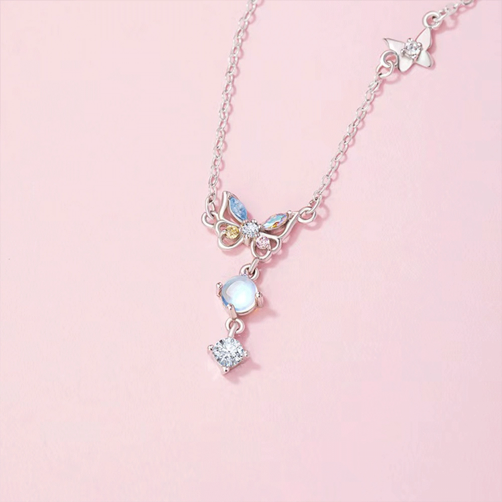 【S999足银|甄选高品质】 金师傅 七彩蝴蝶锁骨链 森系甜美可爱少女心灵动梦幻轻奢设计彩蝶吊坠 创意百搭小众高级#好运 琉璃 项链 女款