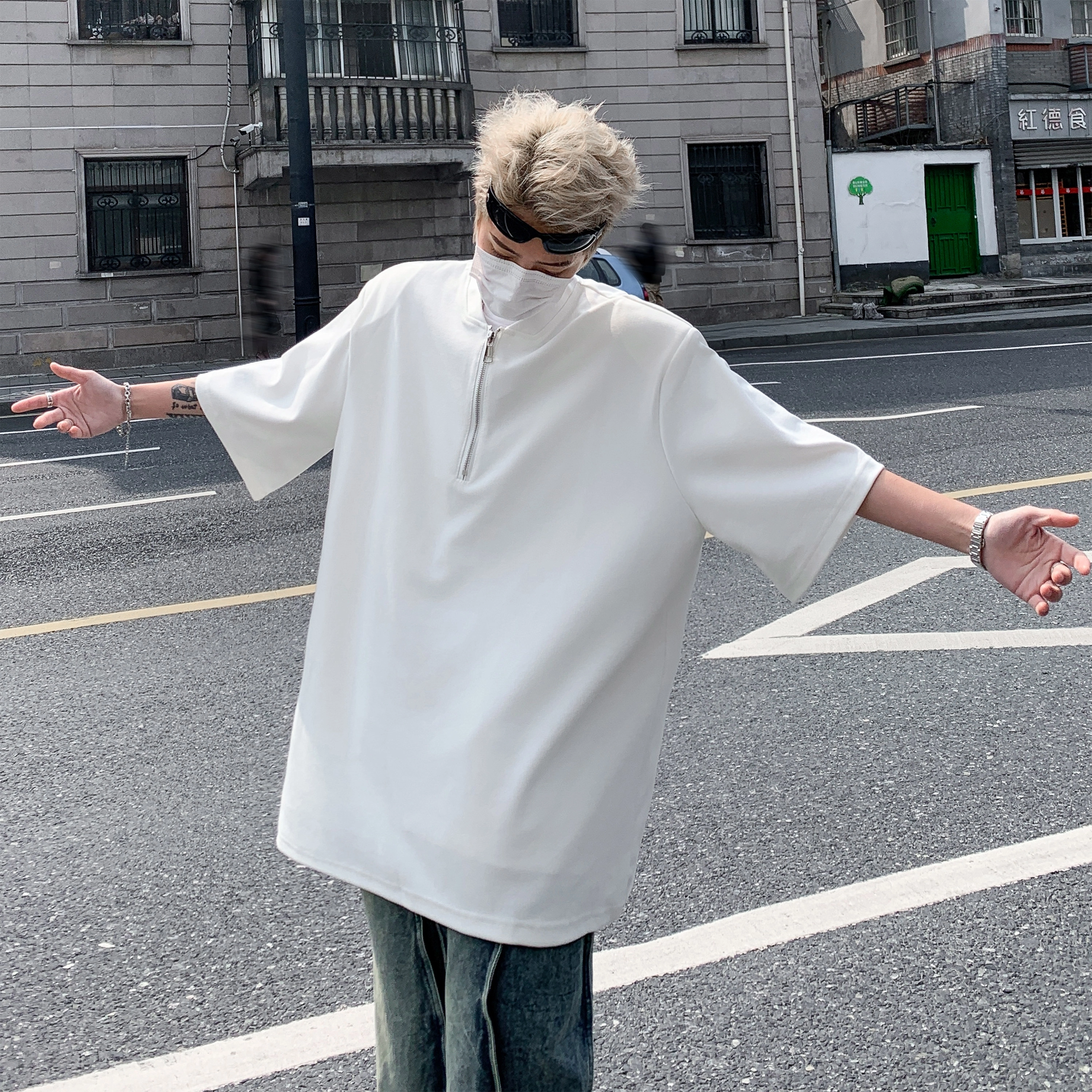 PAINT STAIN T