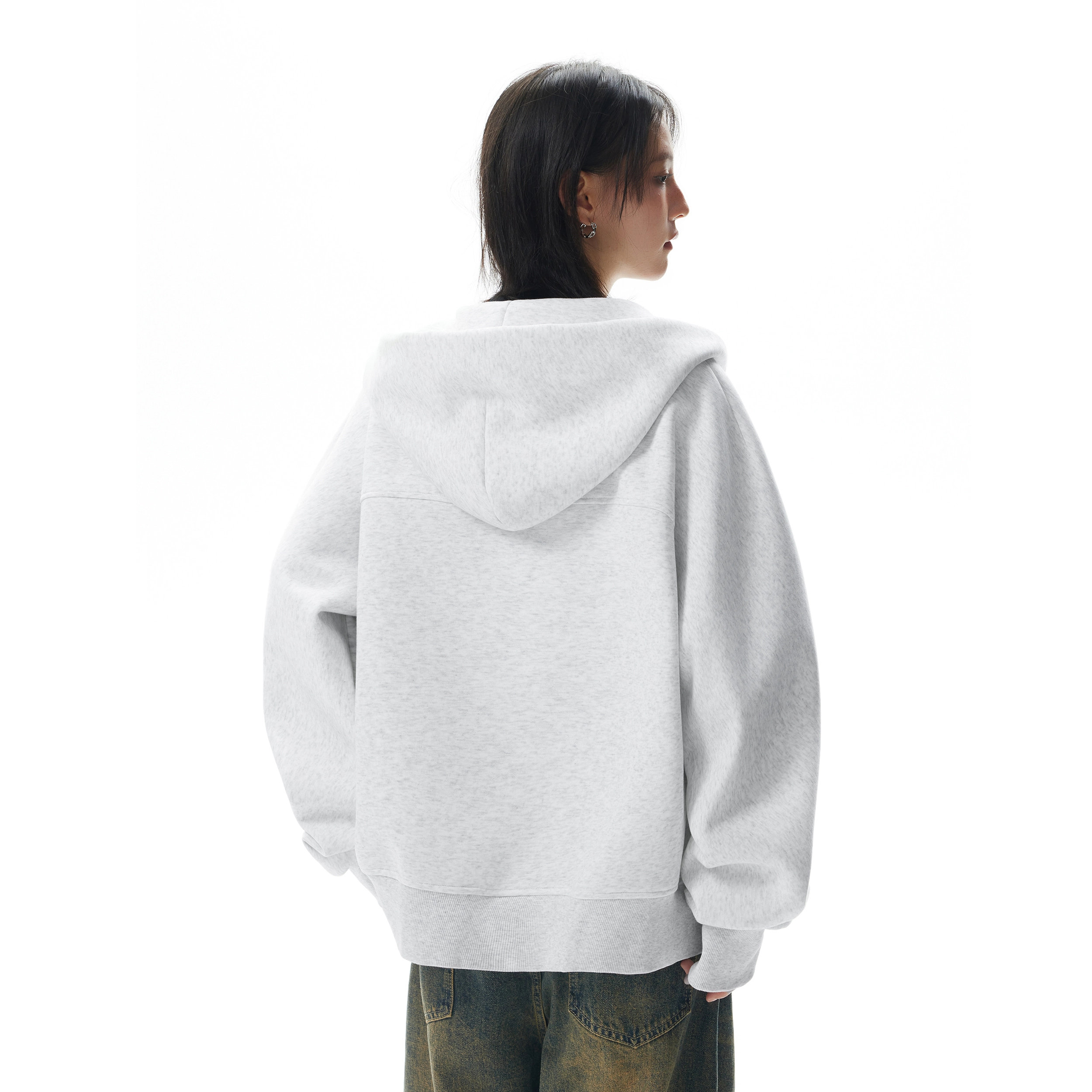 HOKLV SS25logocleanfit