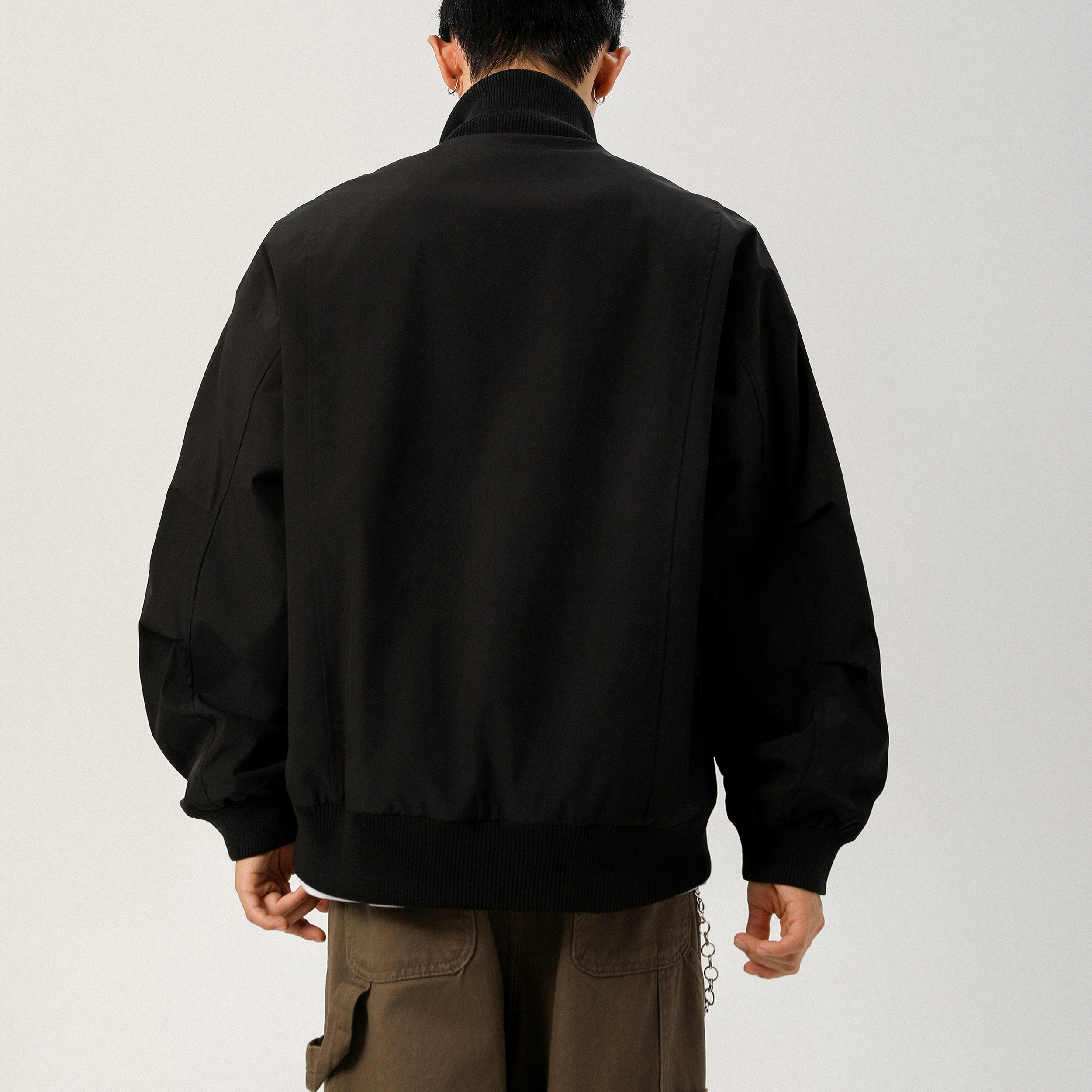 HOKLV logocleanfit