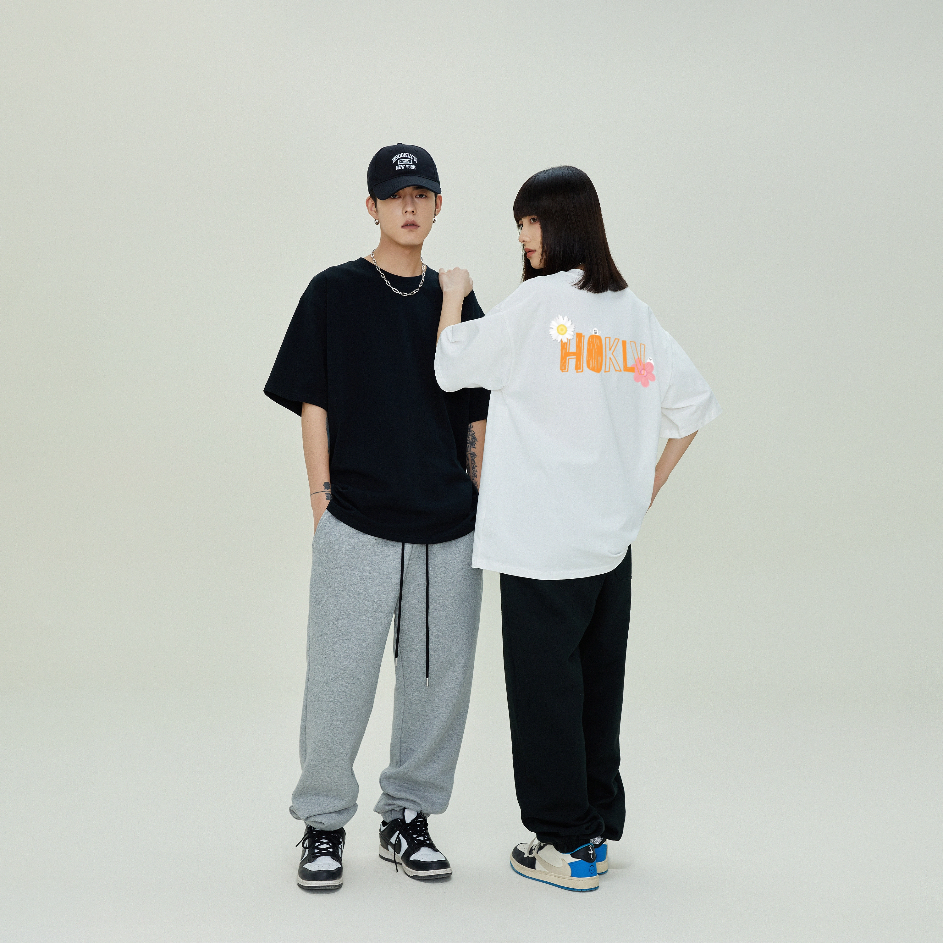 HOKLV SS25 T