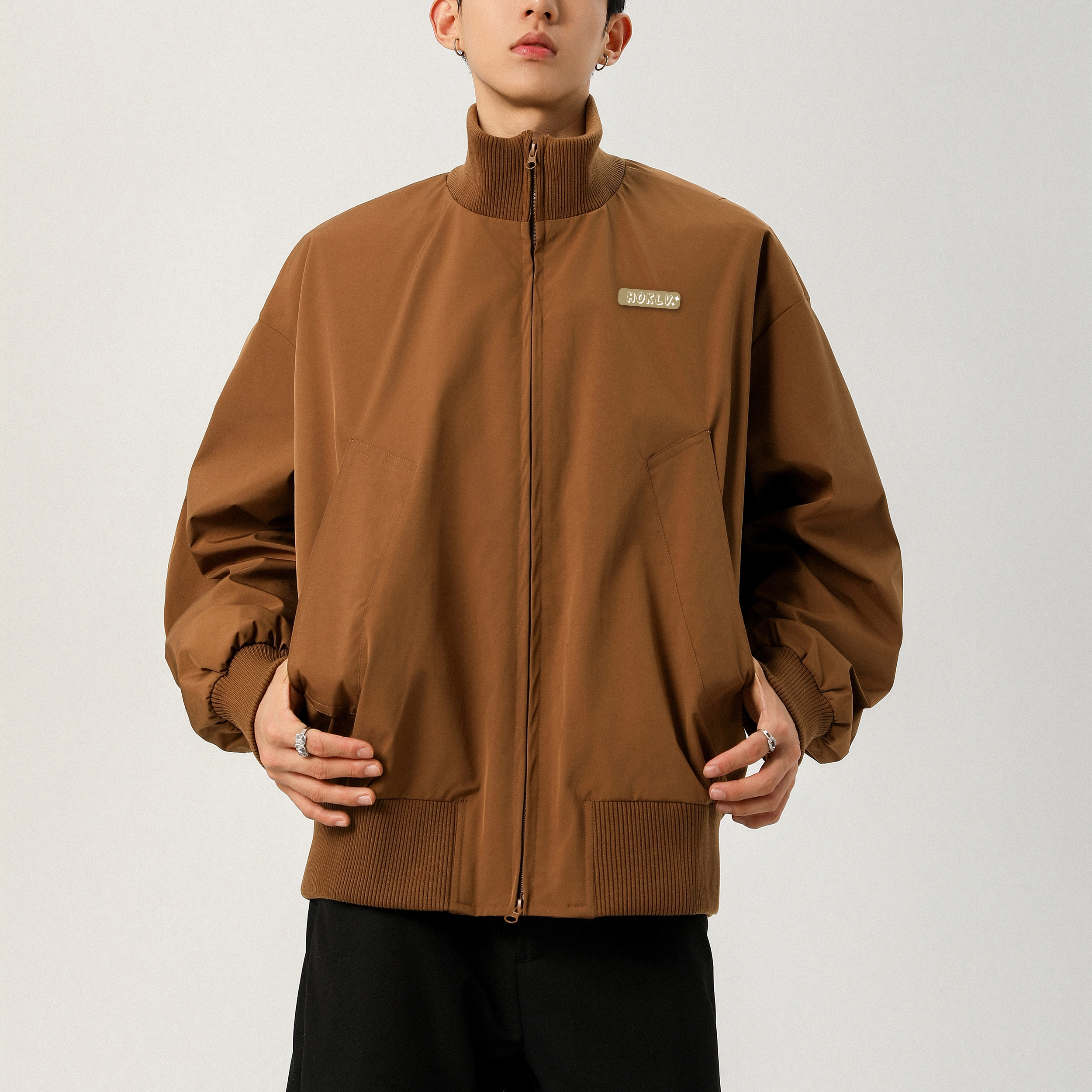HOKLV logocleanfit