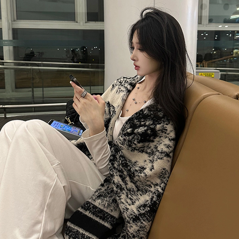 纳兰杜 高级感保暖加厚旅游拍照时尚百搭实用 礼盒装 仿羊绒 披肩 女款 水墨色