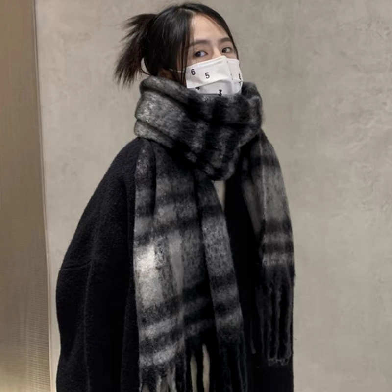 纳兰杜 氛围感拼色秋冬简约加厚保暖高级感穿搭防风防寒针织长款流苏时尚外搭 绒线围巾 女款 米色/黑色