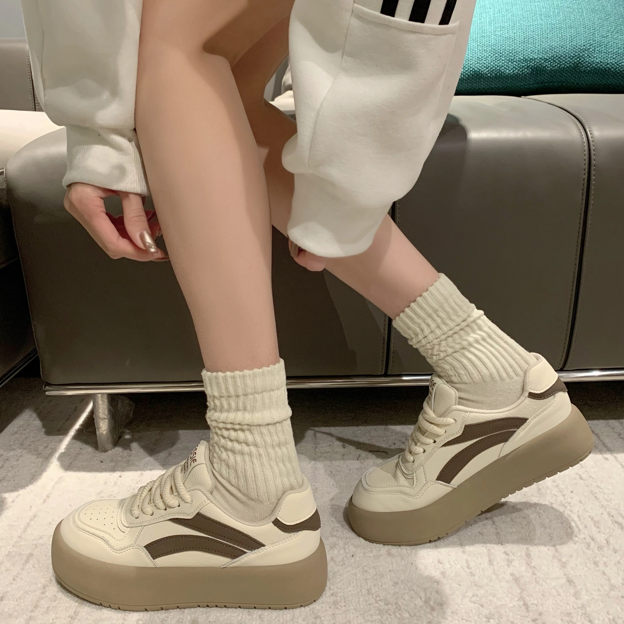 ESTEE GEEA PU ins