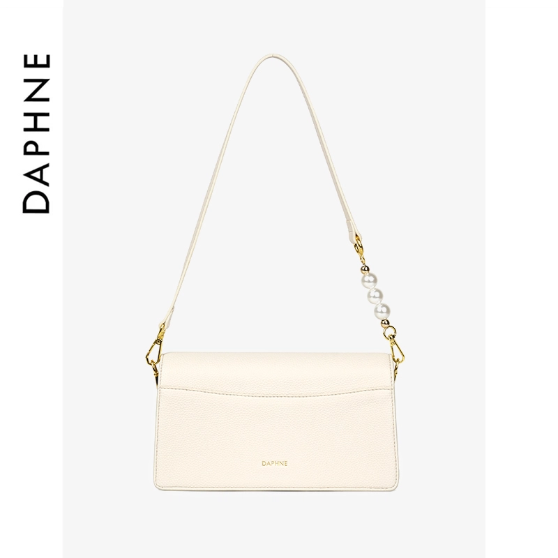 DAPHNE PU