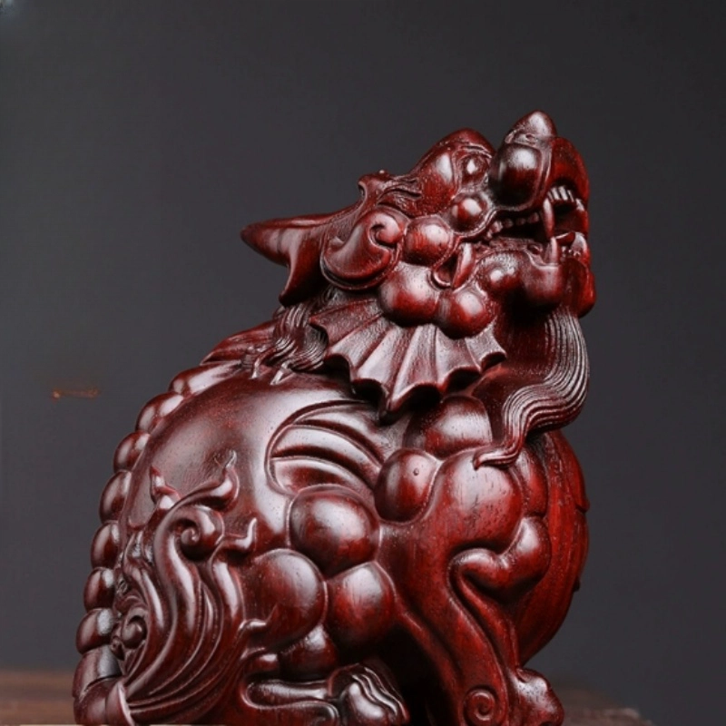 吉千年 【顺丰包邮】新中式复古潮流风 好运 招财进宝 平安顺遂 两角貔貅 设计款雕刻把件 血檀 木作摆件 男女同款情侣款
