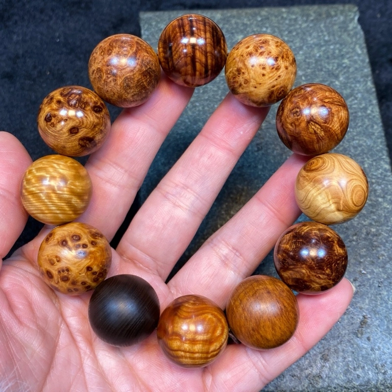 吉千年 【收藏级】新中式复古潮流风 好运 平安顺遂 招财进宝 多宝珠 崖柏 手串 男女同款情侣款