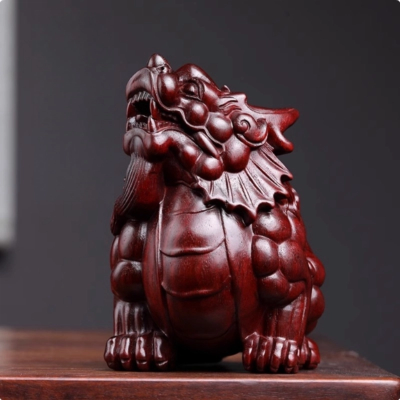 吉千年 【顺丰包邮】新中式复古潮流风 好运 招财进宝 平安顺遂 两角貔貅 设计款雕刻把件 血檀 木作摆件 男女同款情侣款
