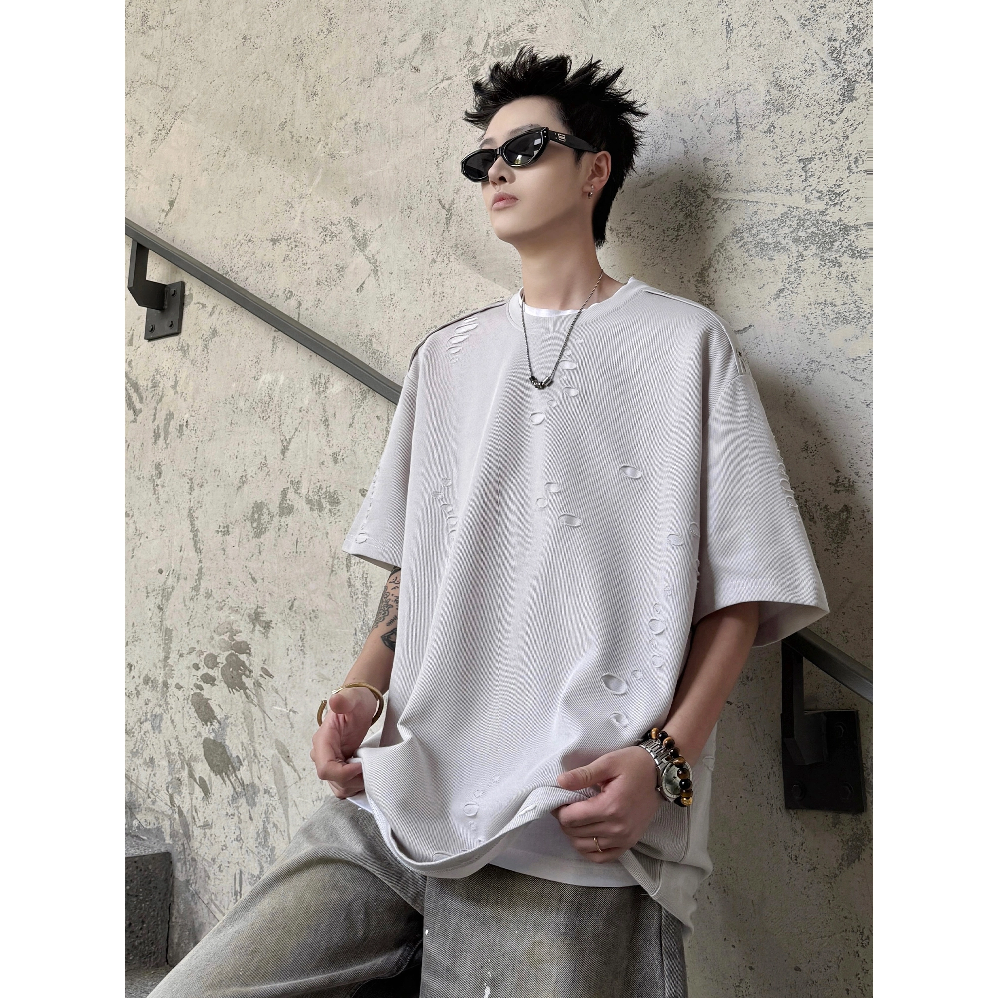 DAREASY T