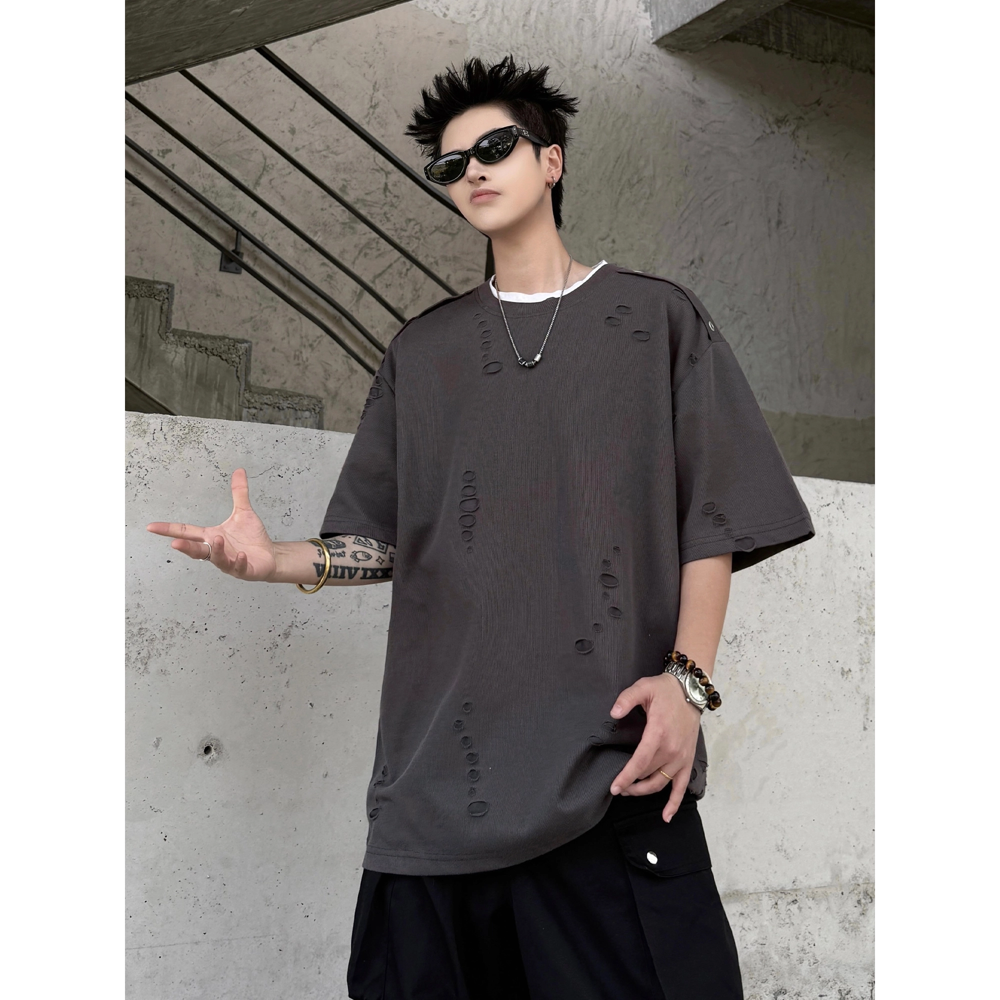 DAREASY T