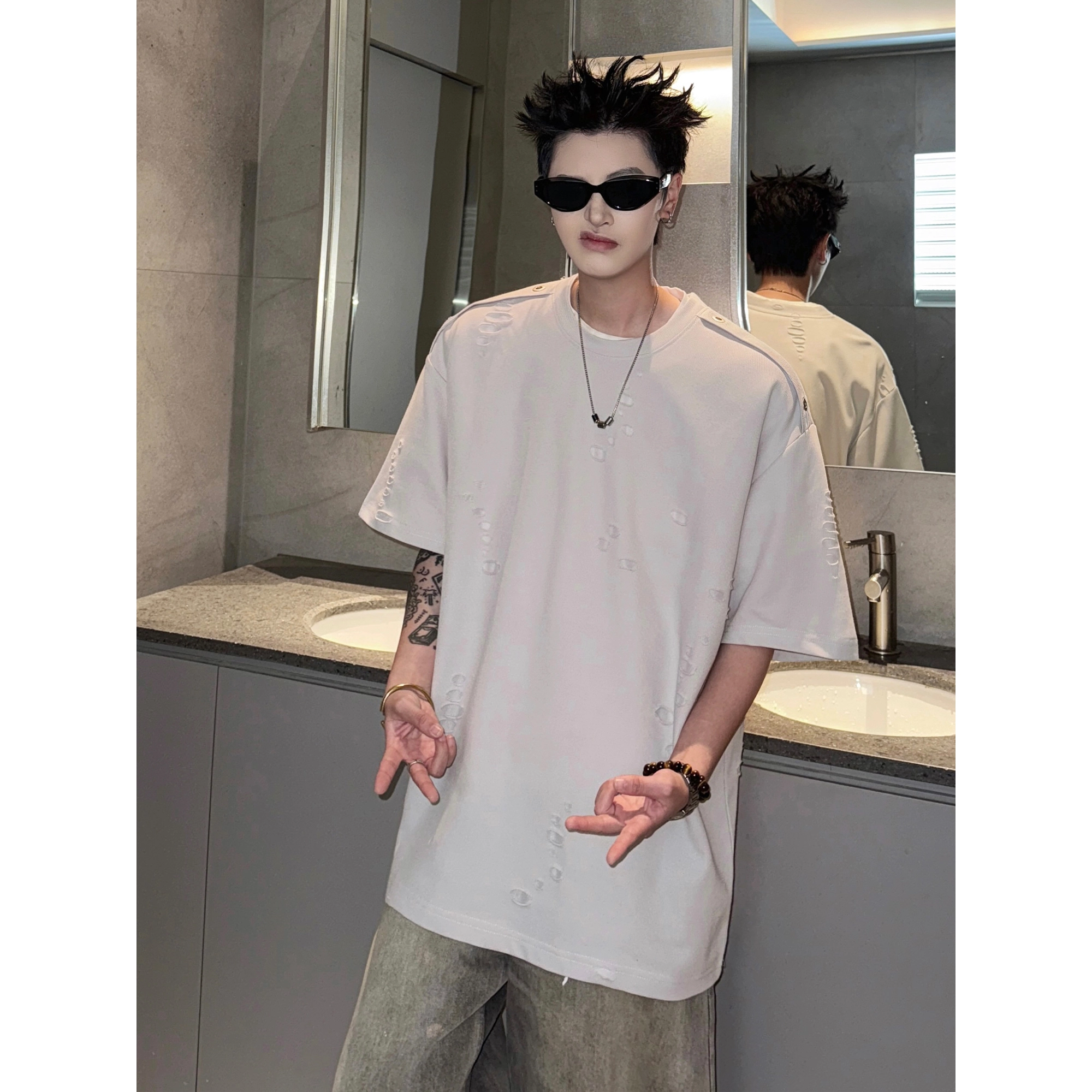 DAREASY T
